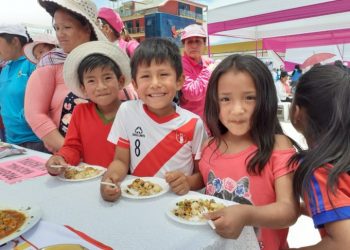 MÁS DE 200.000 ESCOLARES DE LA REGIÓN CUSCO RECIBIRÁN ALIMENTOS DE QALI WARMA