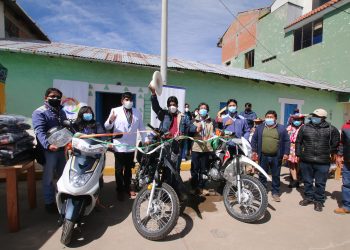 MOTOCICLETAS, LAPTOPS, IMPRESORAS Y MOBILIARIO FUERON ENTREGADOS POR EL CONVENIO MARCO EN EL C.S. ACCOCUNCA